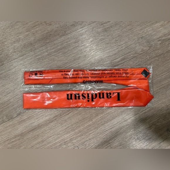 Men’s ties - Picture 2 of 2